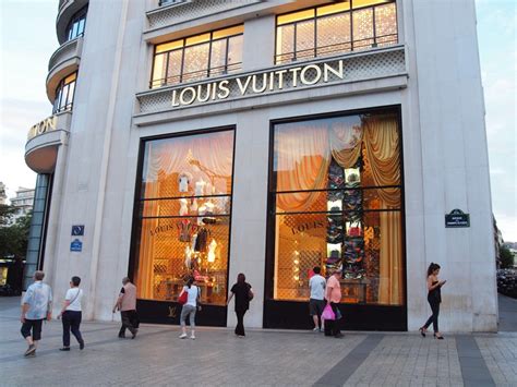 lv paris official website|louis vuitton in paris.